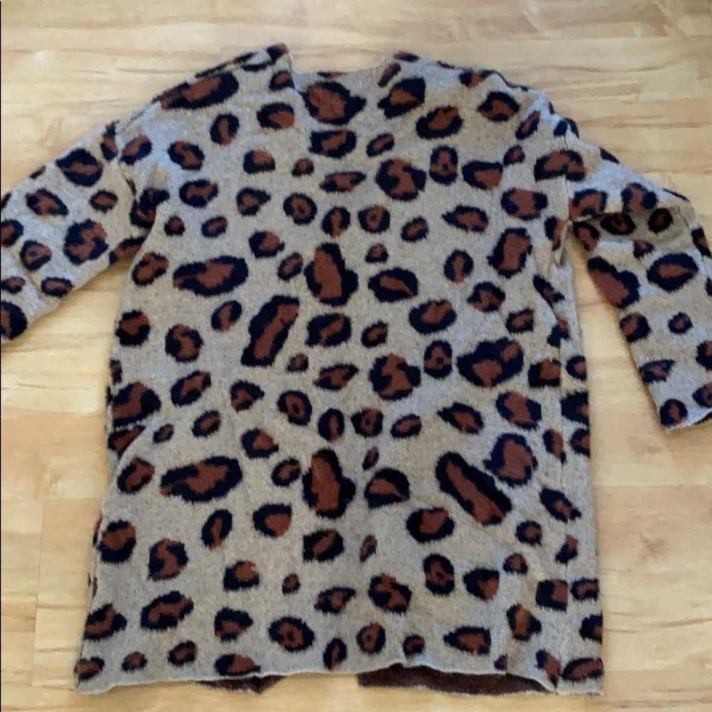 Leopard Cardigan - Picture 4 of 4